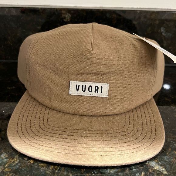 Vuori Other - Vuori hat NWT